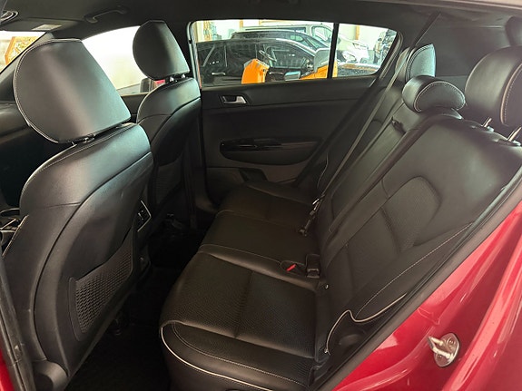 Kia Sportage 17 of 26
