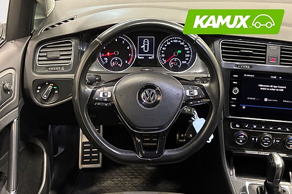 Volkswagen Golf Alltrack 13 of 26