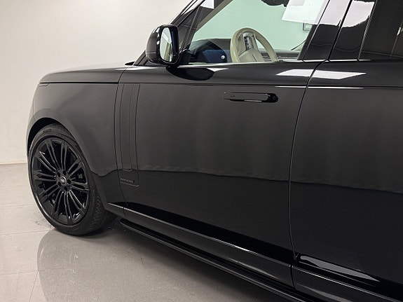Land Rover Range Rover 3 of 22