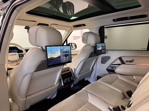 Land Rover Range Rover 16 of 22