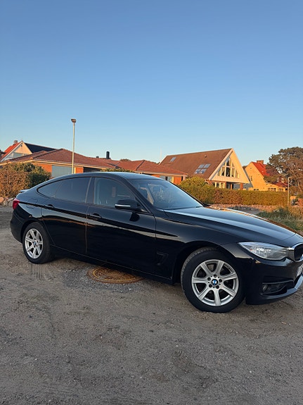 BMW 320d 5 of 18