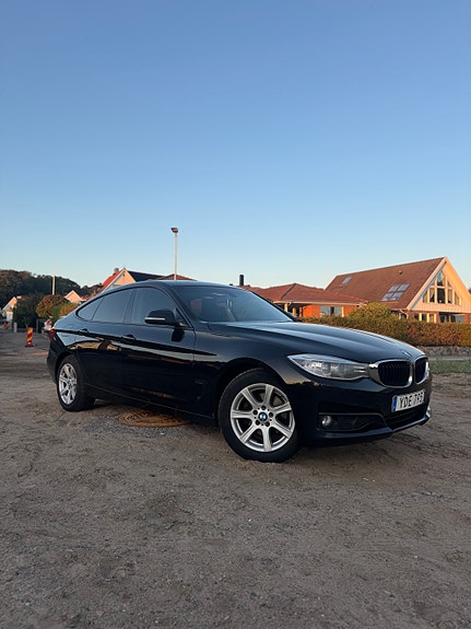 BMW 320d 2 of 18