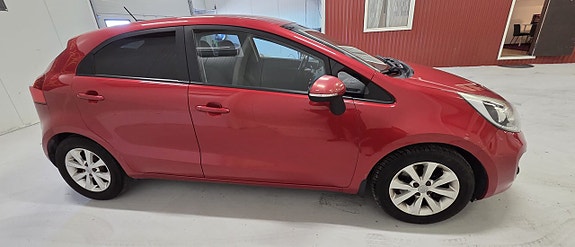Kia Rio 6 of 11