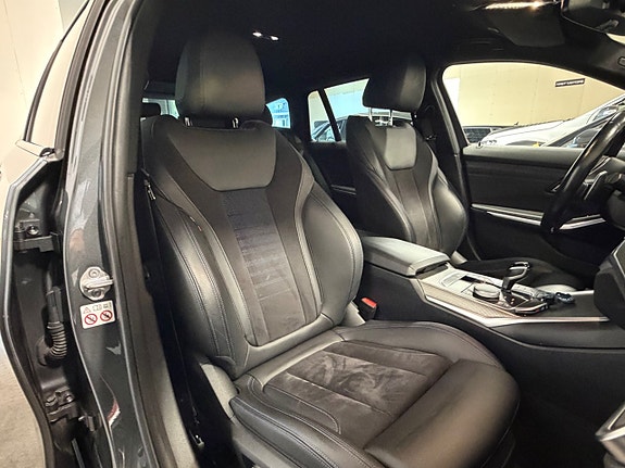 BMW 330e 19 of 30