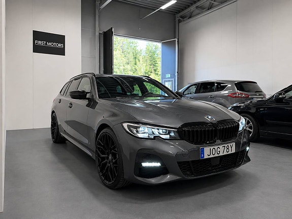 BMW 330e 5 of 30
