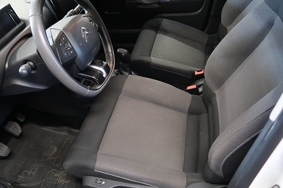 Citroen C4 Cactus 6 of 8