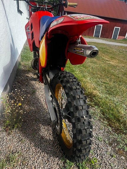 Honda CR500R 5 of 9