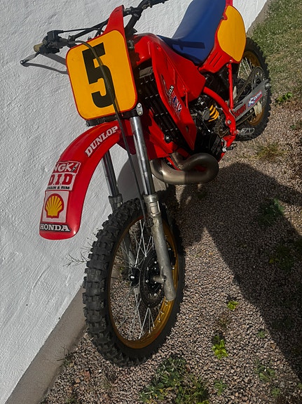 Honda CR500R 2 of 9