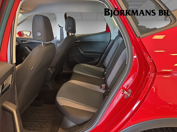 Seat Arona 9 of 14
