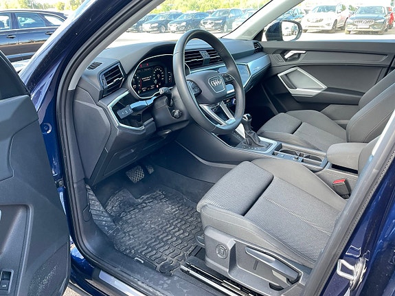 Audi Q3 5 of 5