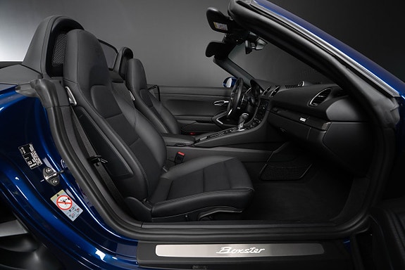 Porsche 718 Boxster 14 of 24