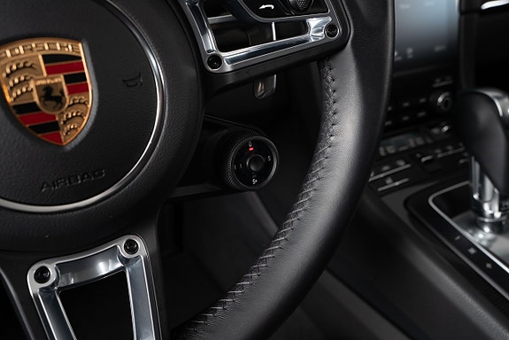 Porsche 718 Boxster 8 of 24