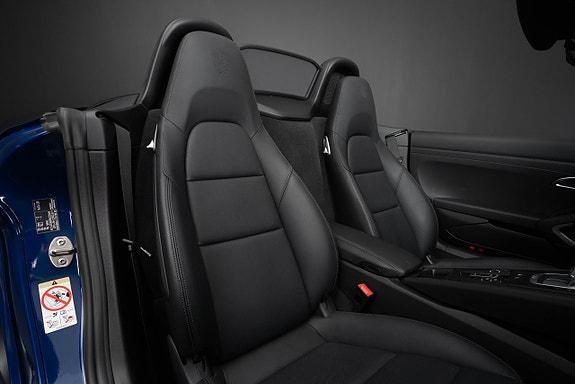 Porsche 718 Boxster 15 of 24