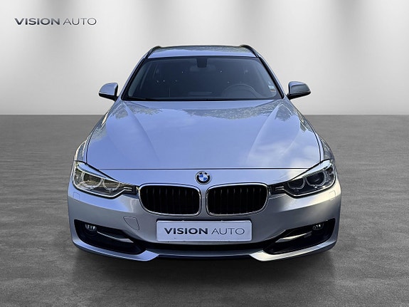 BMW 320d 2 of 29