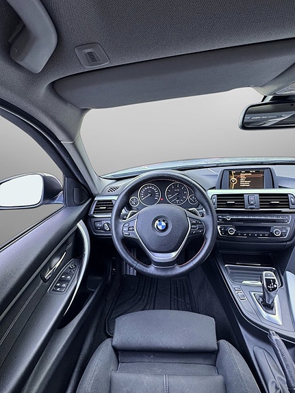 BMW 320d 15 of 29