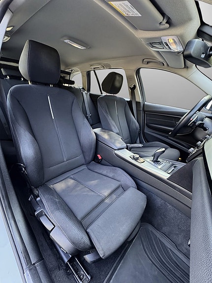BMW 320d 21 of 29