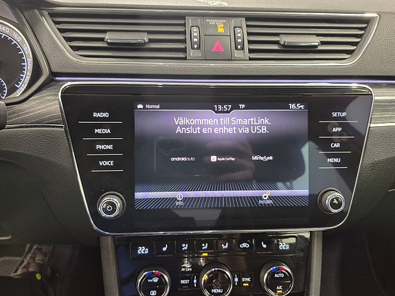 Skoda Superb 12 of 16