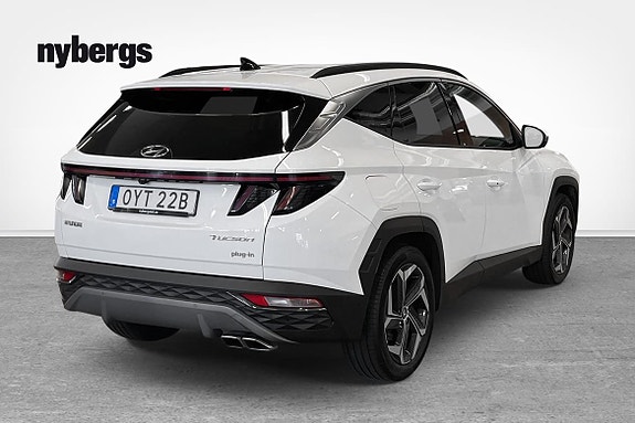 Hyundai Tucson 4 of 12