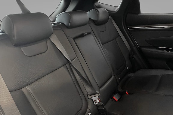 Hyundai Tucson 10 of 12