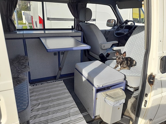 Volkswagen California 6 of 7