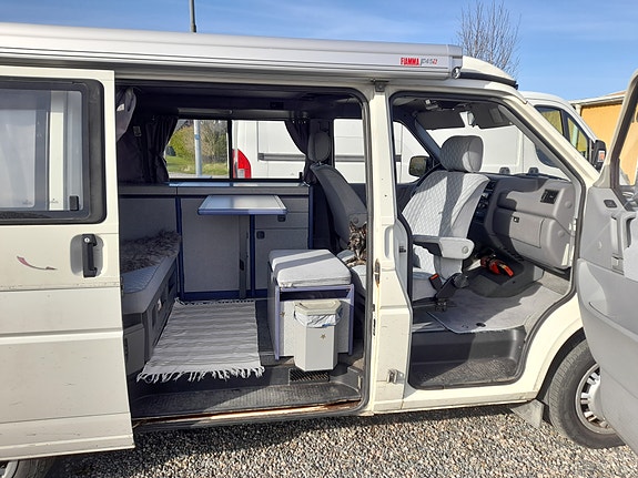Volkswagen California 5 of 7