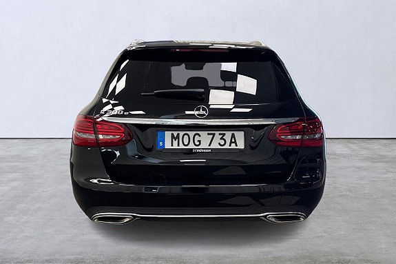 Mercedes-Benz C300 5 of 20