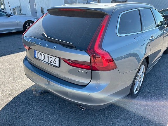 Volvo V90 3 of 5