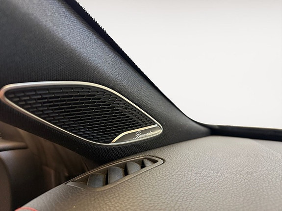 Mercedes-Benz CLA250 21 of 24