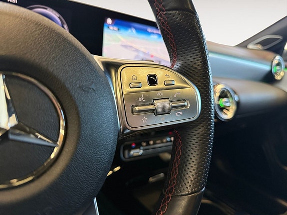Mercedes-Benz CLA250 23 of 24