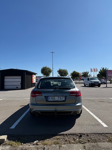 Audi A6 2 of 16