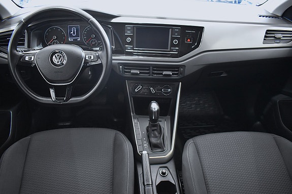 Volkswagen Polo 6 of 21