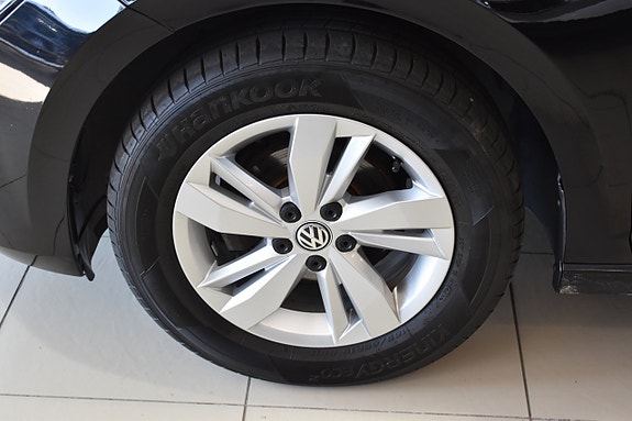 Volkswagen Polo 21 of 21