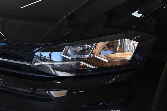 Volkswagen Polo 19 of 21