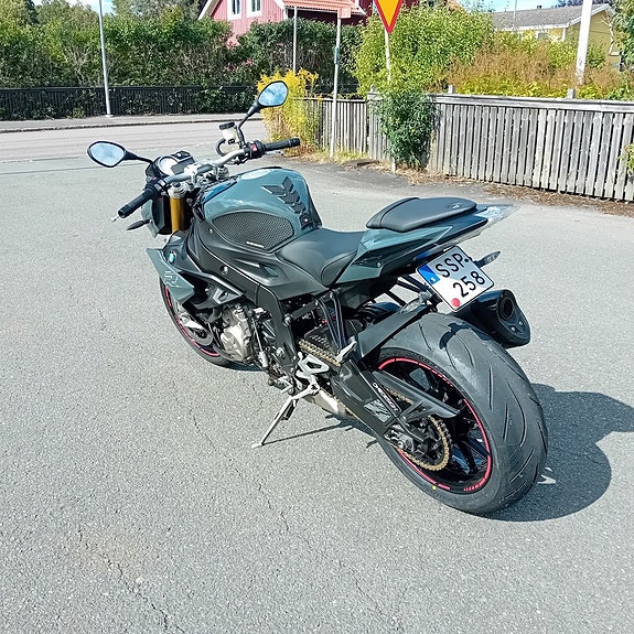 BMW S1000R || 1 ÄGARE || FULL DOK. || DYN. PRO || DDC-PAKET 7 of 10