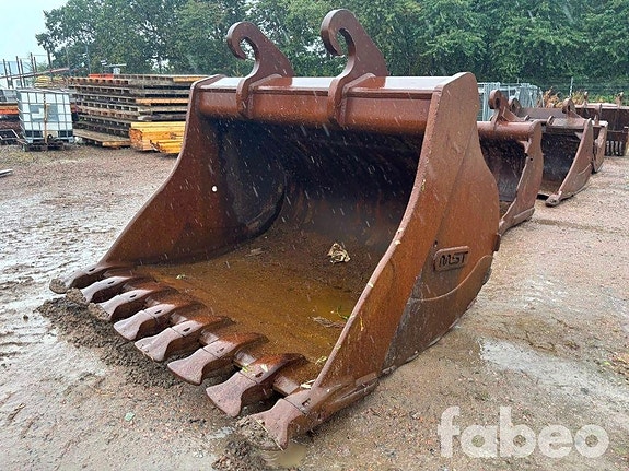 Midland   Hardox Tandskopa 2300 mm med CAT 55-fäste (138158)