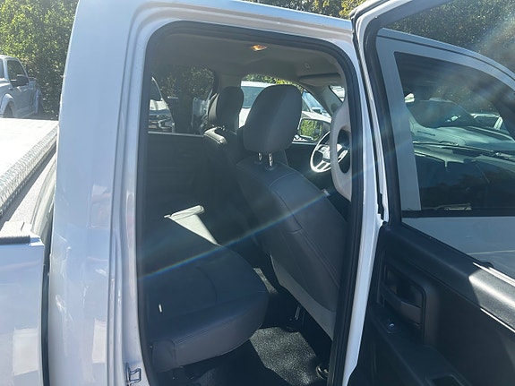 RAM 1500 10 of 27