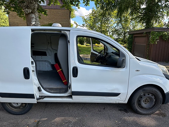 Peugeot Bipper 2 of 7