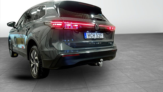 Volkswagen Tiguan 13 of 24