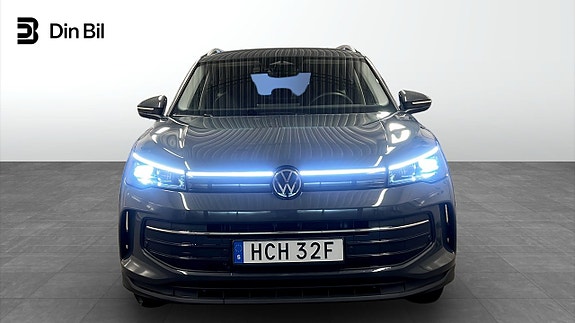 Volkswagen Tiguan 4 of 24