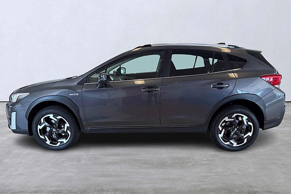 Subaru XV 2 of 17