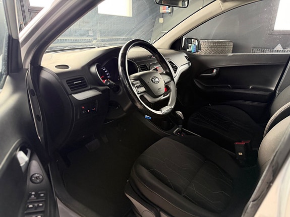 Kia Picanto 5 of 12