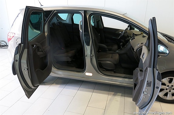 Opel Meriva 12 of 17