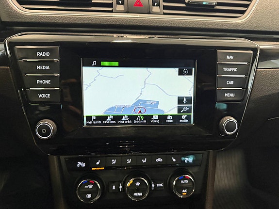 Skoda Superb 10 of 12
