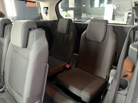 Peugeot 5008 13 of 13