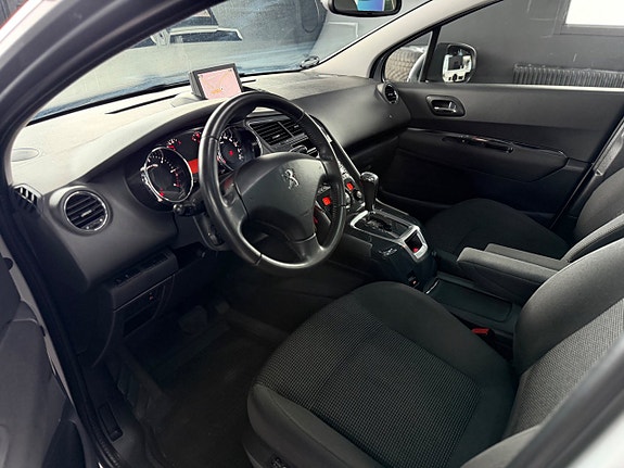 Peugeot 5008 6 of 13