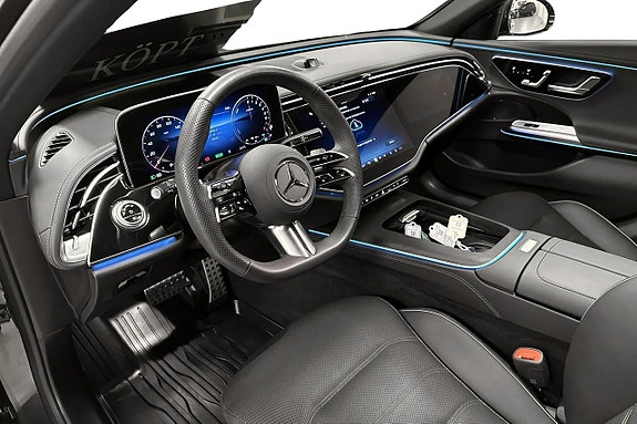 Mercedes-Benz E300 7 of 18