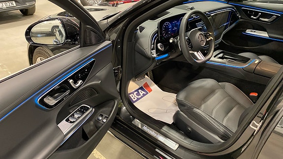 Mercedes-Benz E300 2 of 3