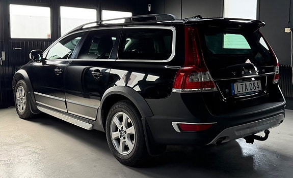Volvo XC70 3 of 13