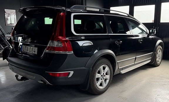 Volvo XC70 4 of 13