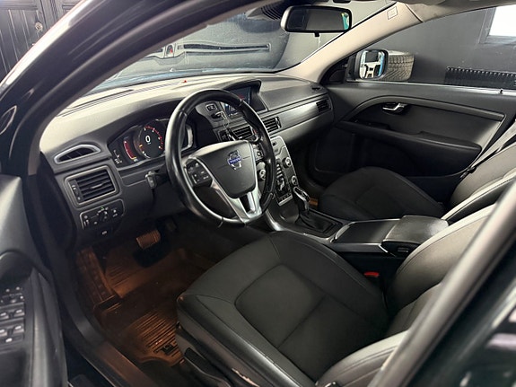 Volvo XC70 6 of 13